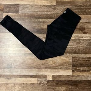 Lululemon camouflage leggings • size 2